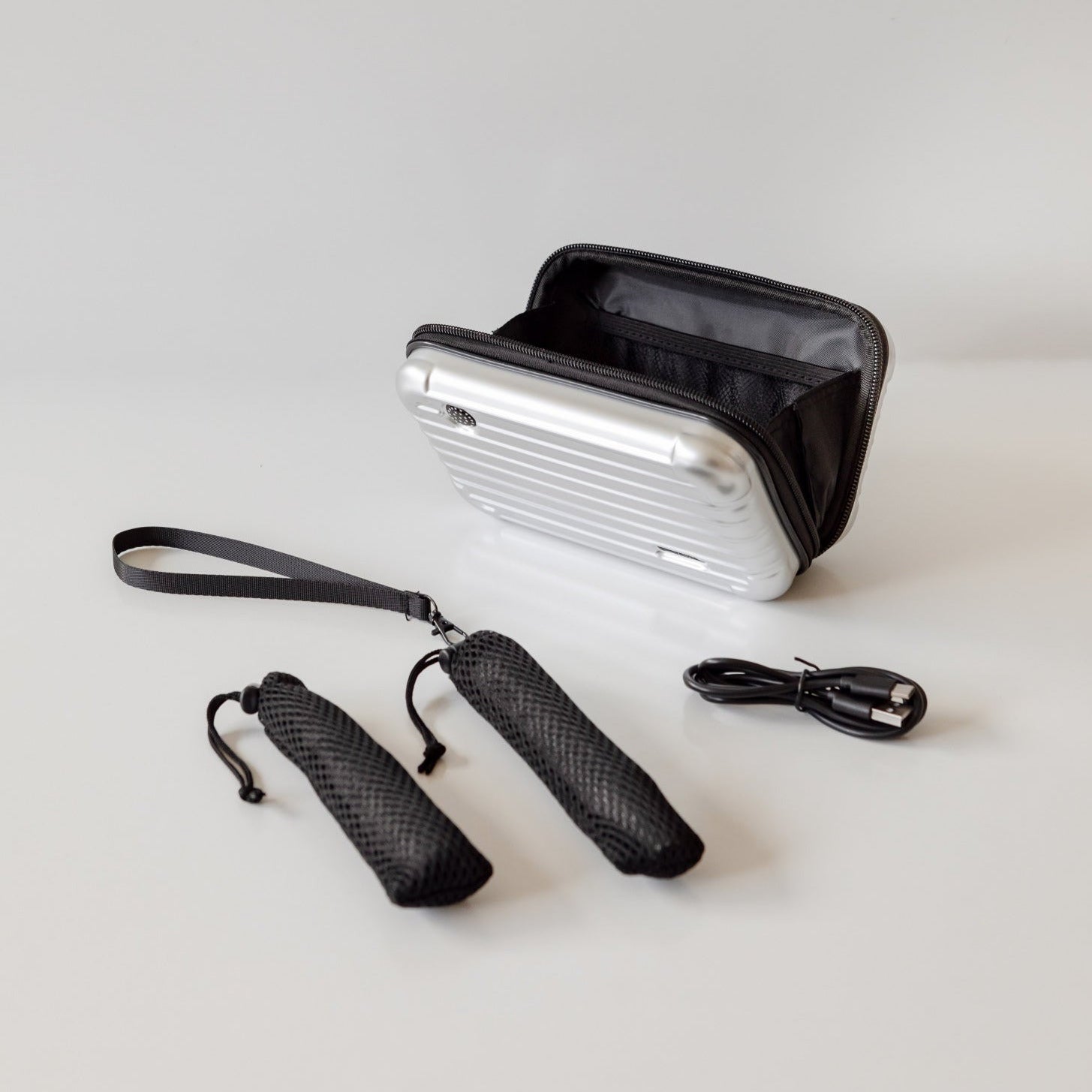 Pro-Liner II Micro-needling & Nano Fusion Kit Pro-Liner II Micro-needling & Nano Fusion Kit